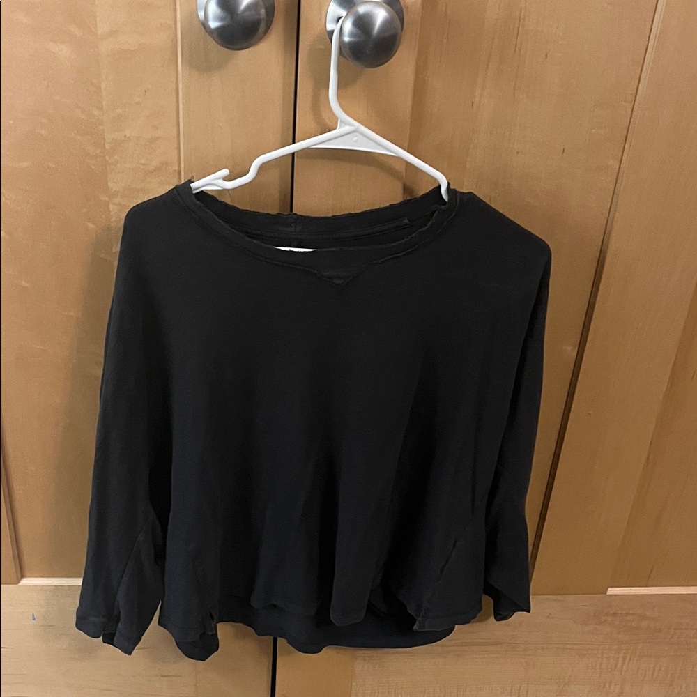 Aerie Black Women's tee shirt